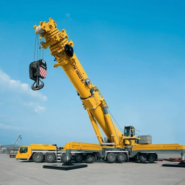LIEBHERR LTM 11200 600x600